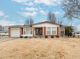 1670 Verlene Dr, Florissant, MO 63031