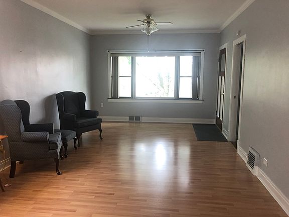 3rd image of 2229 S East Ave