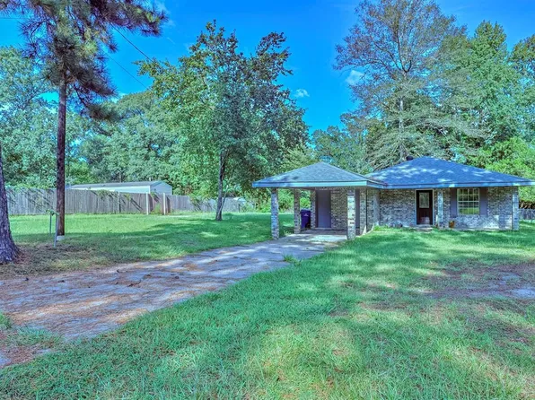 1605 S 10th St, Leesville, LA 71446