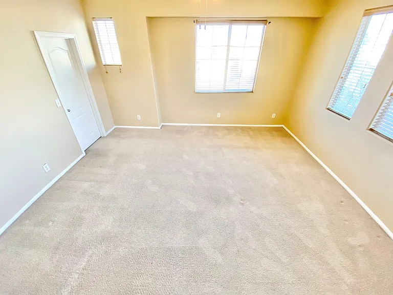 8836 Palm Creek Ct — Photo 20