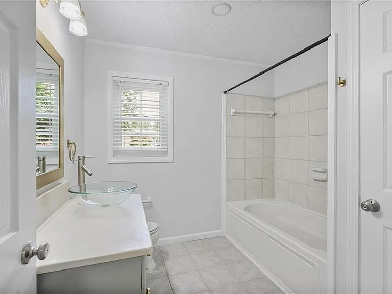 2903 Old Sewell Rd — Photo 16