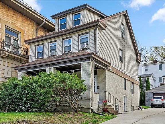 2nd image of 5852 Northumberland St