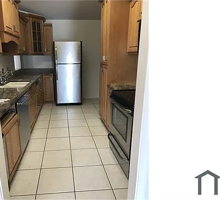 4 bed, 2214 sqft, $2,375 — Photo 4