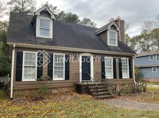 2831 Mossy Creek Dr, Stone Mountain, GA 30087