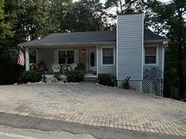 195 Golden Ave, Dahlonega, GA 30533