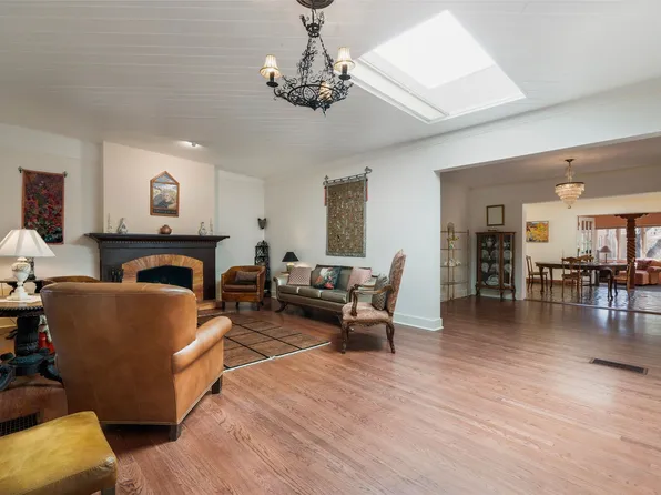 130 W Houghton St, Santa Fe, NM 87505