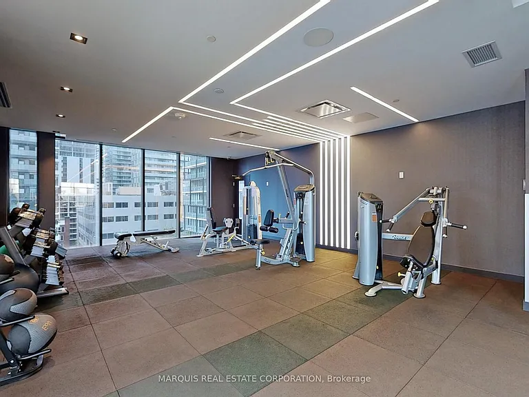 330 Richmond St W #505BR2 — Photo 7