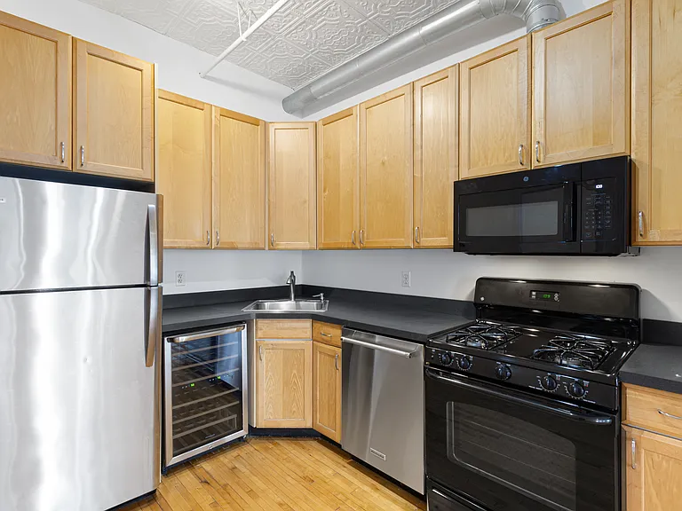 47 Ann St #5R — Photo 7