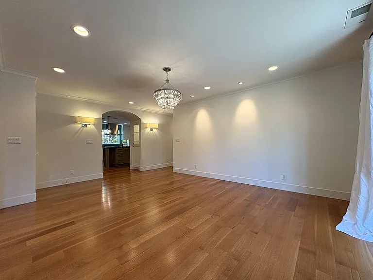 2771 South Ct — Photo 9