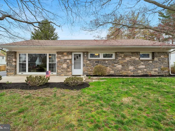 2222 Windsor Cir, Broomall, PA 19008