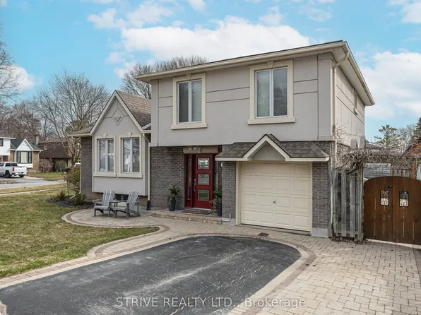 11 Lorraine Ct, Clarington, ON L1C 3L5