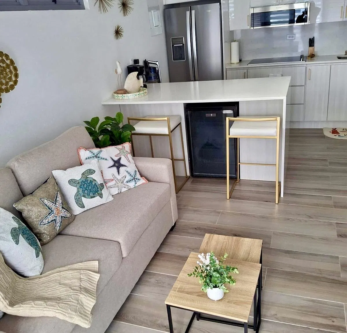 2 bed, 1.0 bath, 900 sqft, $1,300 — Photo 4