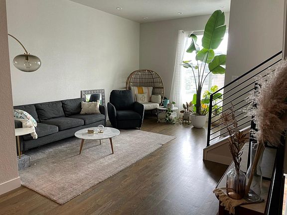 5th image of 1711 Julian St