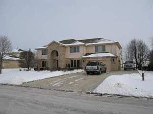 1st image of 16801 S Meadowcrest Dr