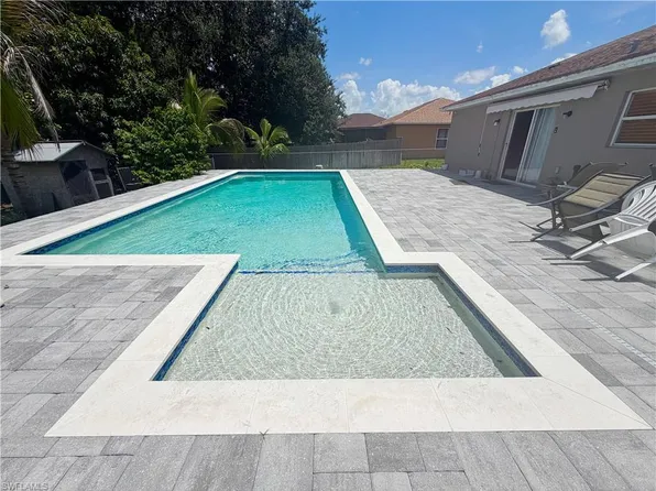 3706 28th ST SW, LEHIGH ACRES, FL 33976