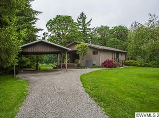 37320 Robinson Dr, Scio, OR 97374