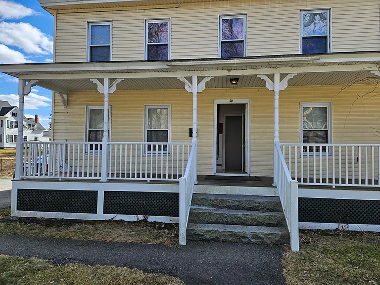 40 Pleasant St — Photo 30