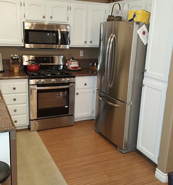 2nd image of 2415 Rue De Versailles