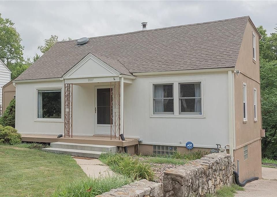 1st image of 9527 Parkwood Ave