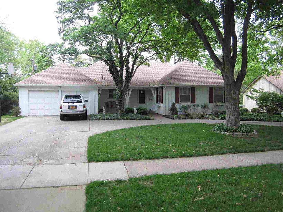 6505 Roe Ave. P.V., KS 66208