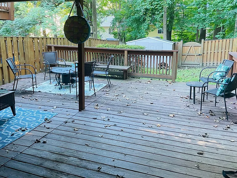 6398 Shaundale Dr — Photo 26