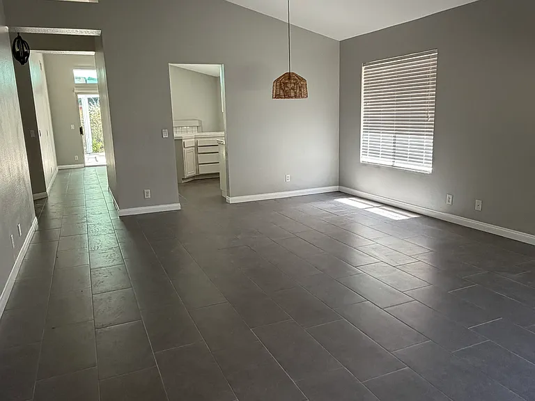 24056 Golden Pheasant Ln — Photo 2