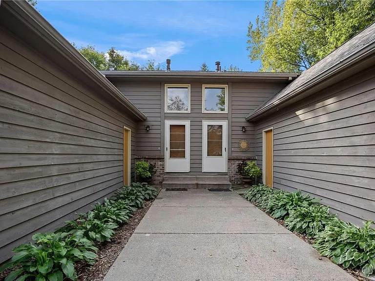 5535 Lindsay St — Photo 11