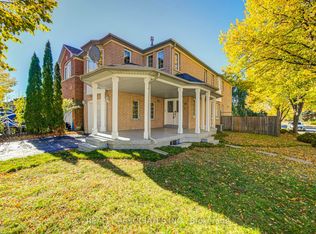 71 Highhill Dr, Toronto, ON M1T 1N8