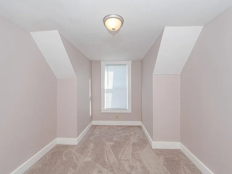 179 Mount Hope St #179 — Photo 14