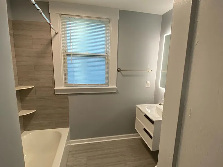 8 Harding — Photo 14