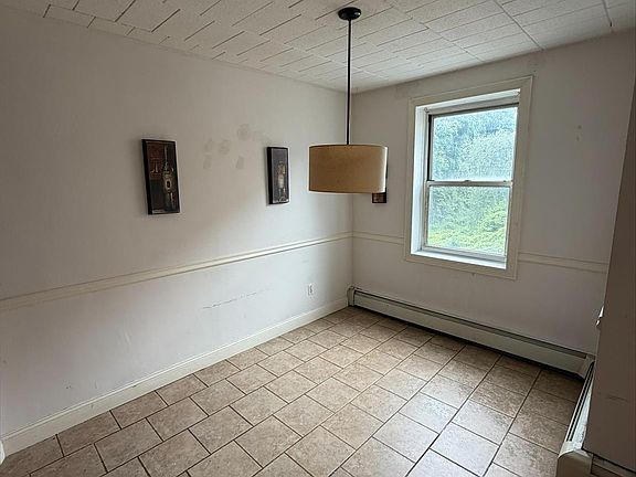 3rd image of 510 Midland Avenue #2C