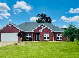 188 Taylor Raye Ln, Columbus, MS 39705