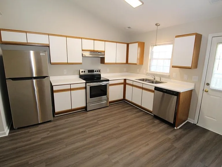 4101 Elkin Ridge Dr #B — Photo 8