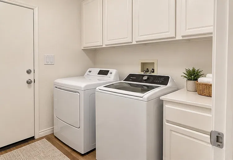 3 bed, 2028 sqft, $3,200 — Photo 1