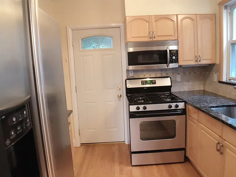 31 Gilbert Rd #2 — Photo 6