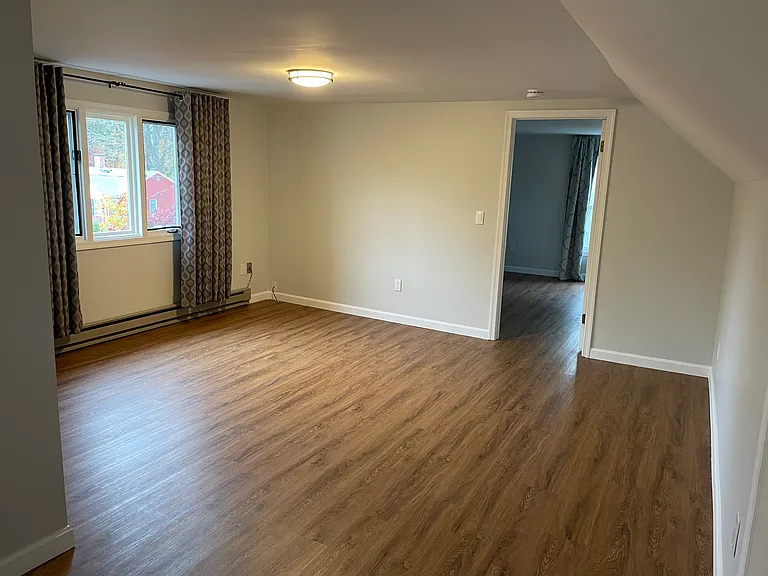 15 Bennett St #3 — Photo 6