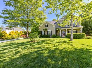 122 Spring Grove Dr, Mooresville, NC 28117