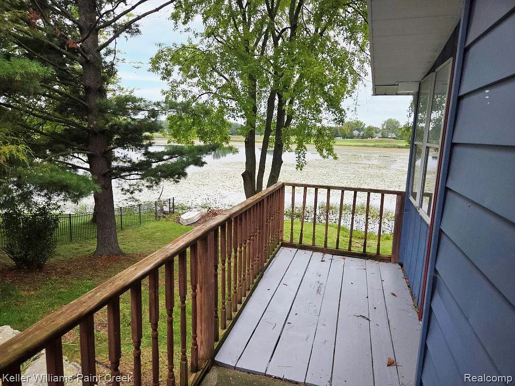 3 bed, 2.0 bath, 2450 sqft, $2,400 — Photo 3