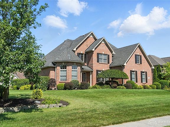 3rd image of 580 Baywood Ct