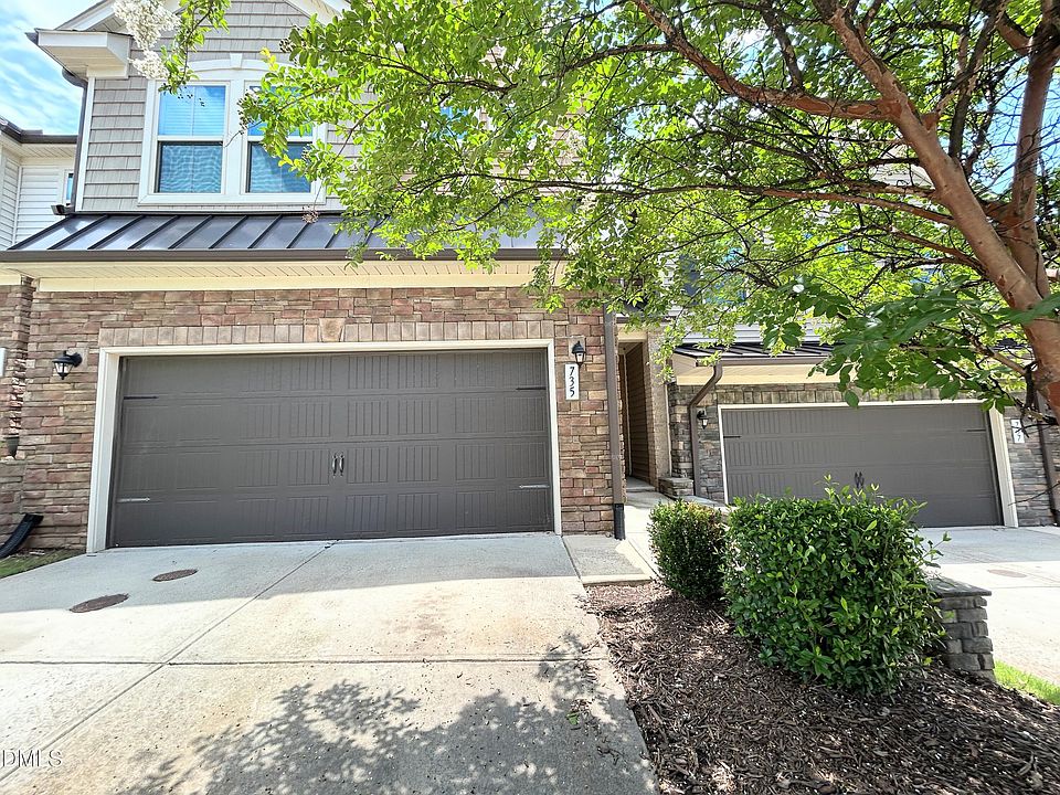 1st image of 735 Lampwick Ln