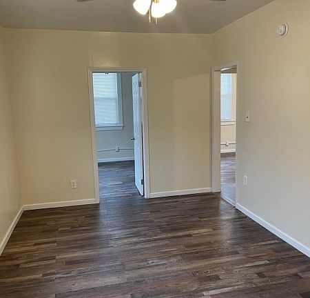2nd image of 1 Norwood Ave #1L