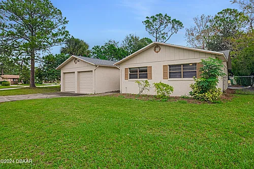 121 Westwood Dr Photo 1