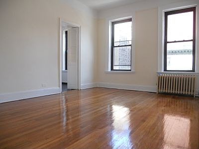 1st image of 260 E 72nd St APT 4C