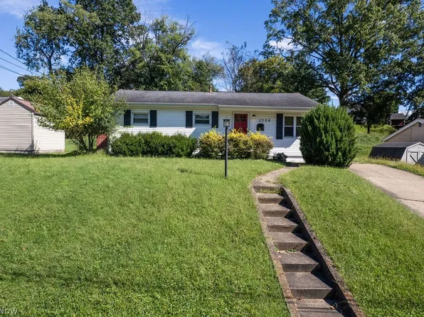 2508 Brooklyn Dr, Parkersburg, WV 26101