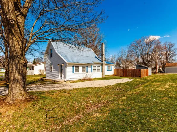 916 N Richmond St, Hartford City, IN 47348