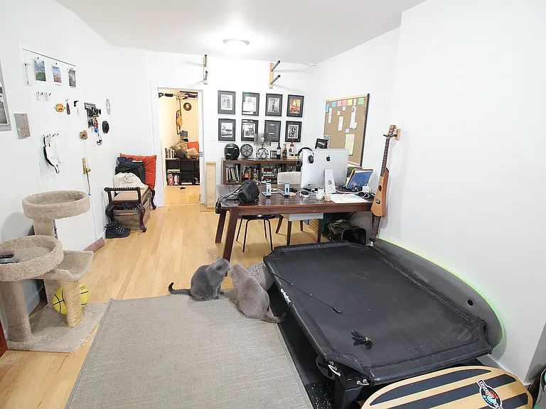 195 7th Ave #4L — Photo 2