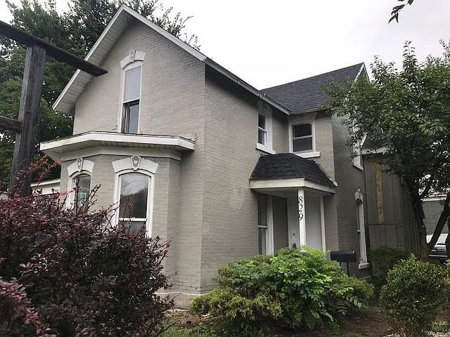 1st image of 829 W Franklin St