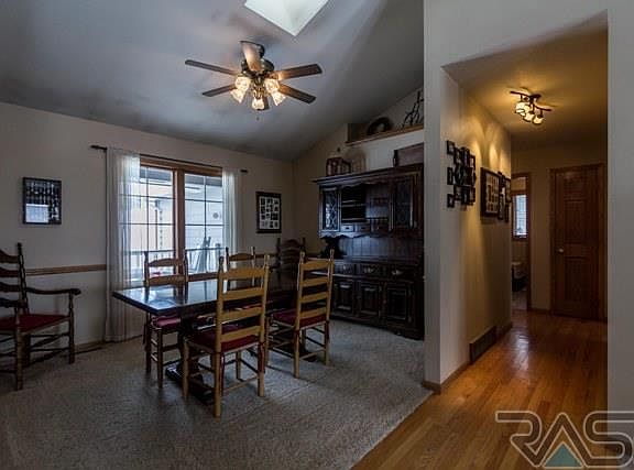 4th image of 48067 Sun Meadow Ct