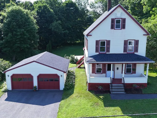 25 Walker Avenue, Lewiston, ME 04240