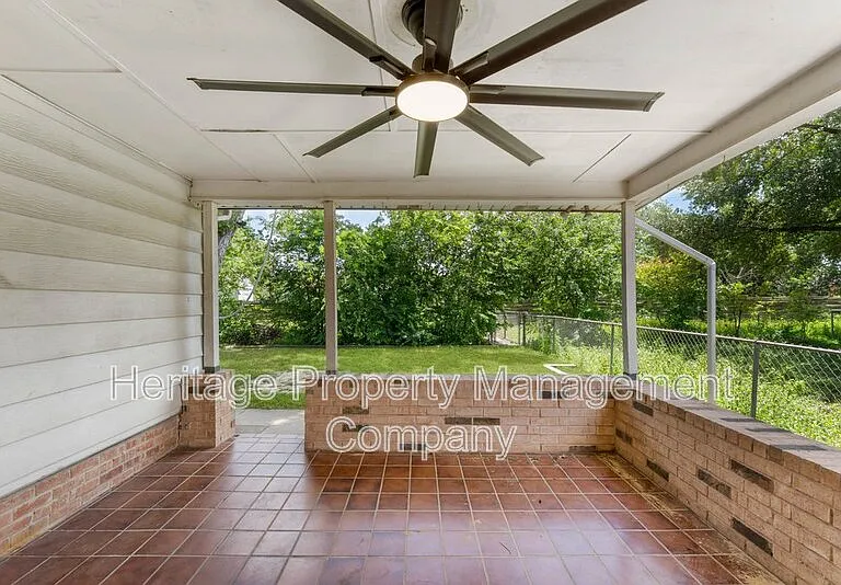 3614 Versailles Dr — Photo 41